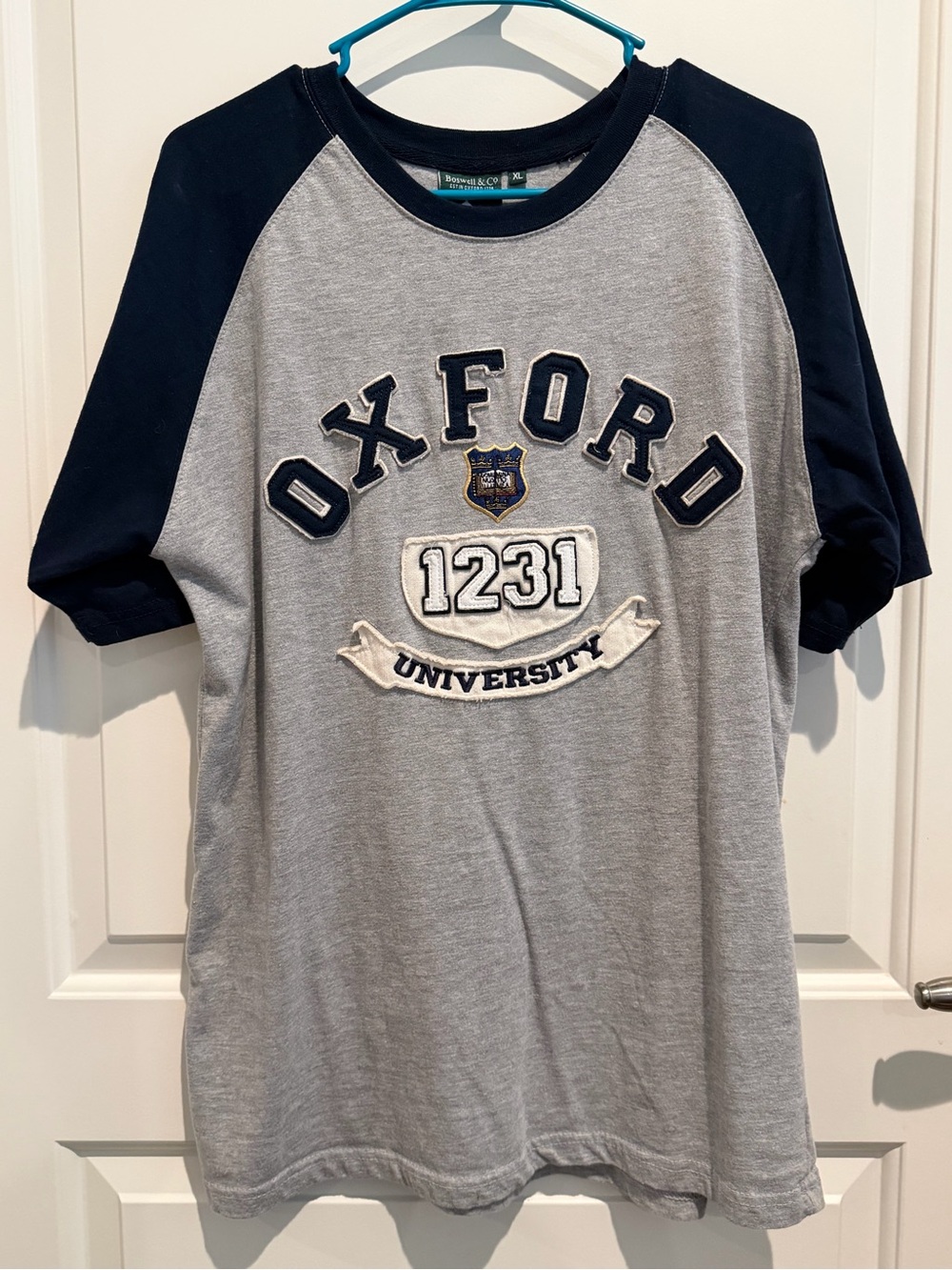 Oxford Short Sleeve Raglan Tee in Gray and Navy